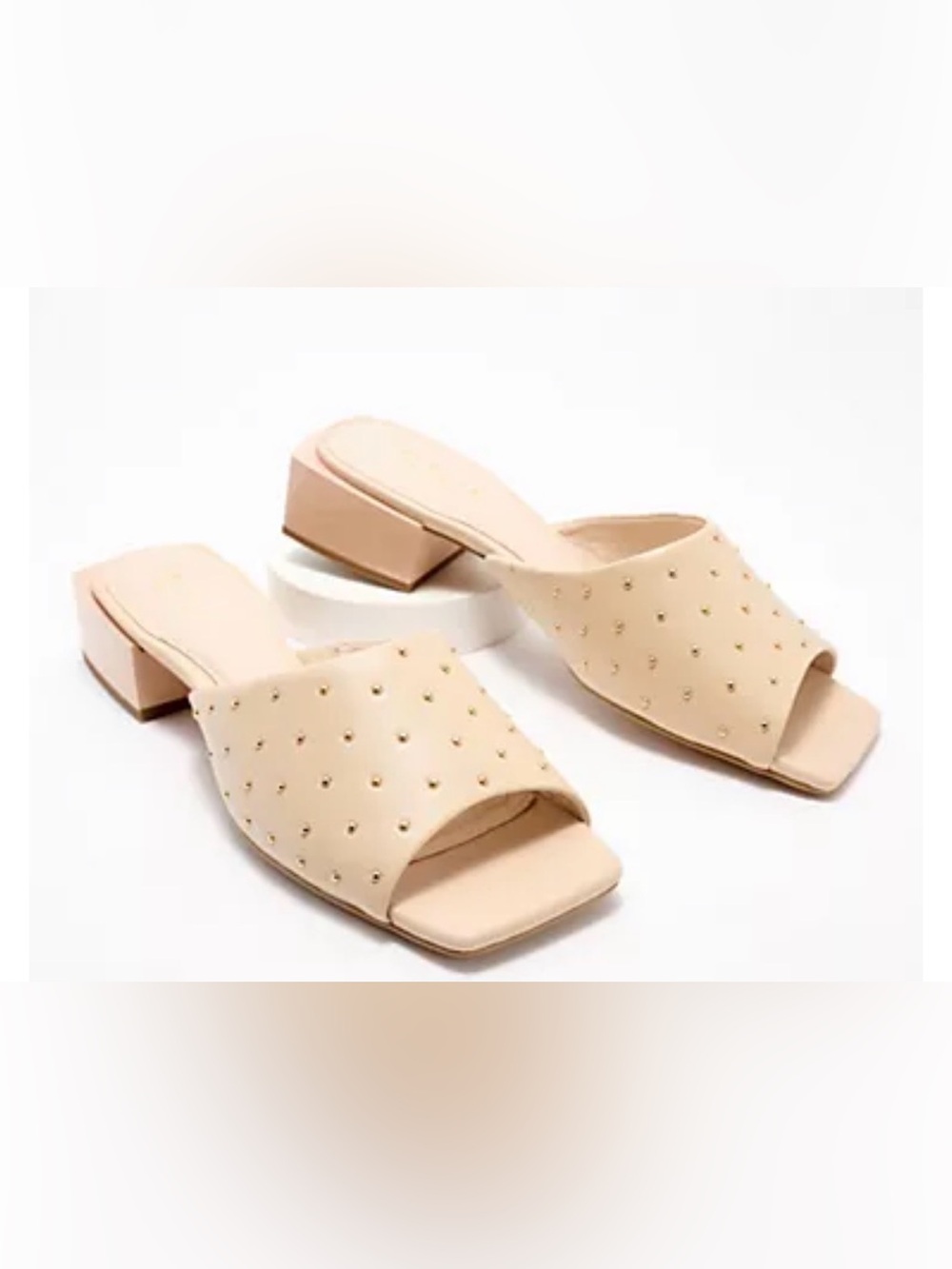 CECELIA NEW YORK - Olivia - Nude Studded Open-Toe Slide - New with box - 8.5